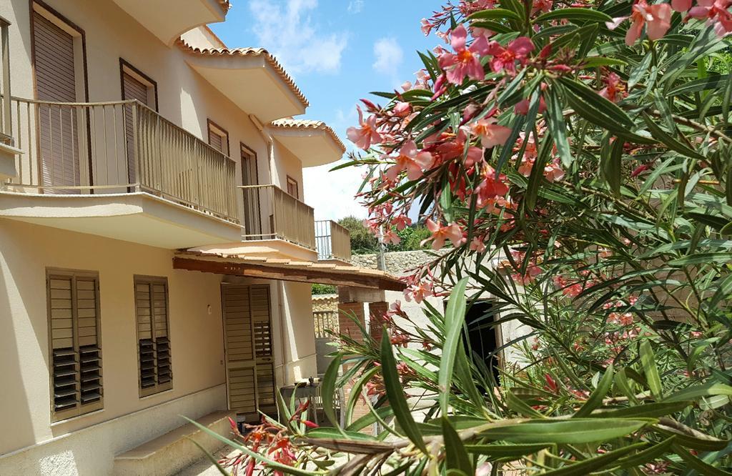 Villa San Marco In Riva Al Mare Sciacca Exterior foto